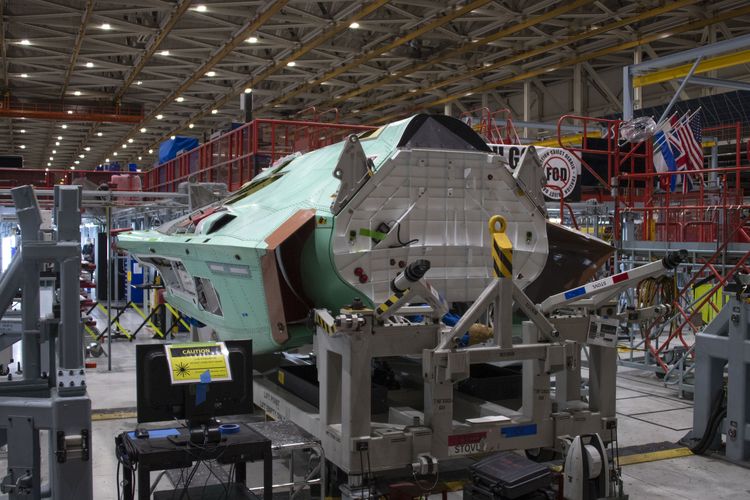 Northrop Grumman Delivers 900th F-35 Center Fuselage 